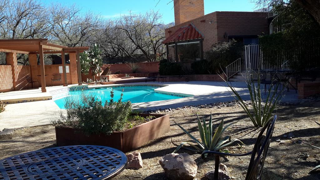 Desert Trails Bed & Breakfast Tanque Verde Esterno foto